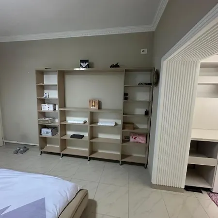 Cozy Modern Apartment Tirana